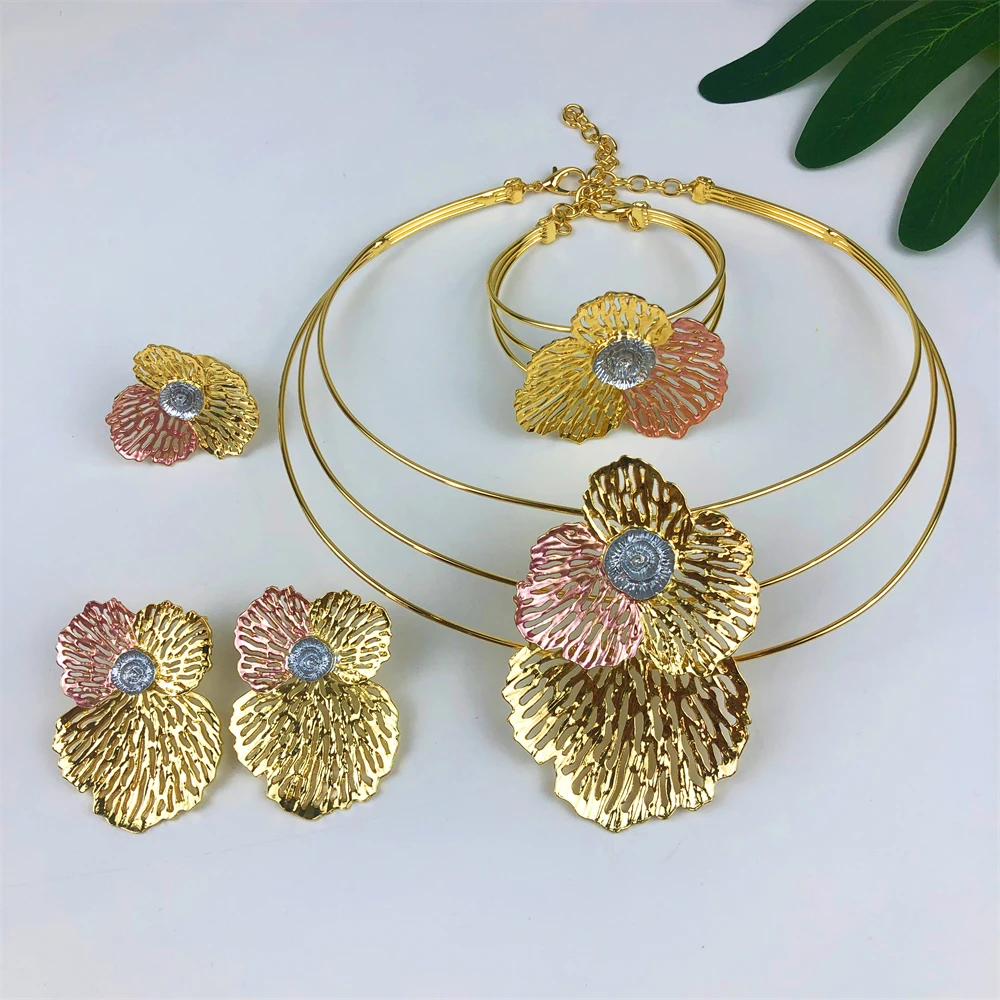 

Geometric Two Tones Design 4Pcs Jewelry Set for Women Choker Necklace Earring Bracelet Ring African Bridal Wedding Party Gifts