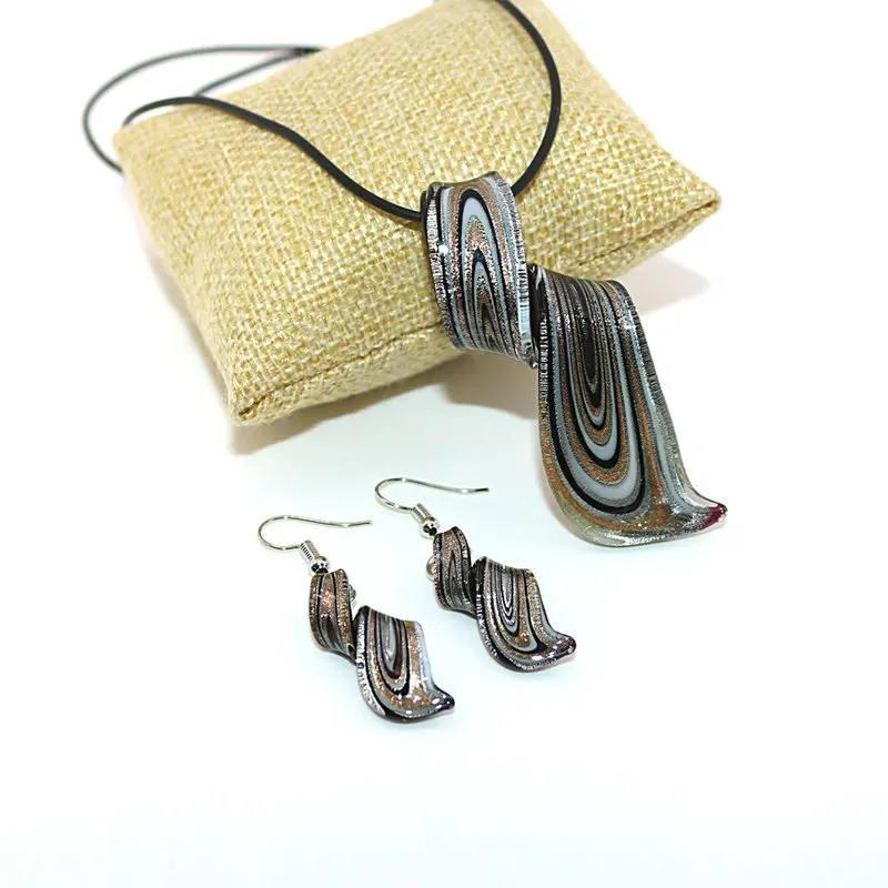 

1Set Chinese Style Handmade Muran Glass Leaf Pendant Necklace Dark Black Whirlwind Pattern Sands Personality Jewelry All-match