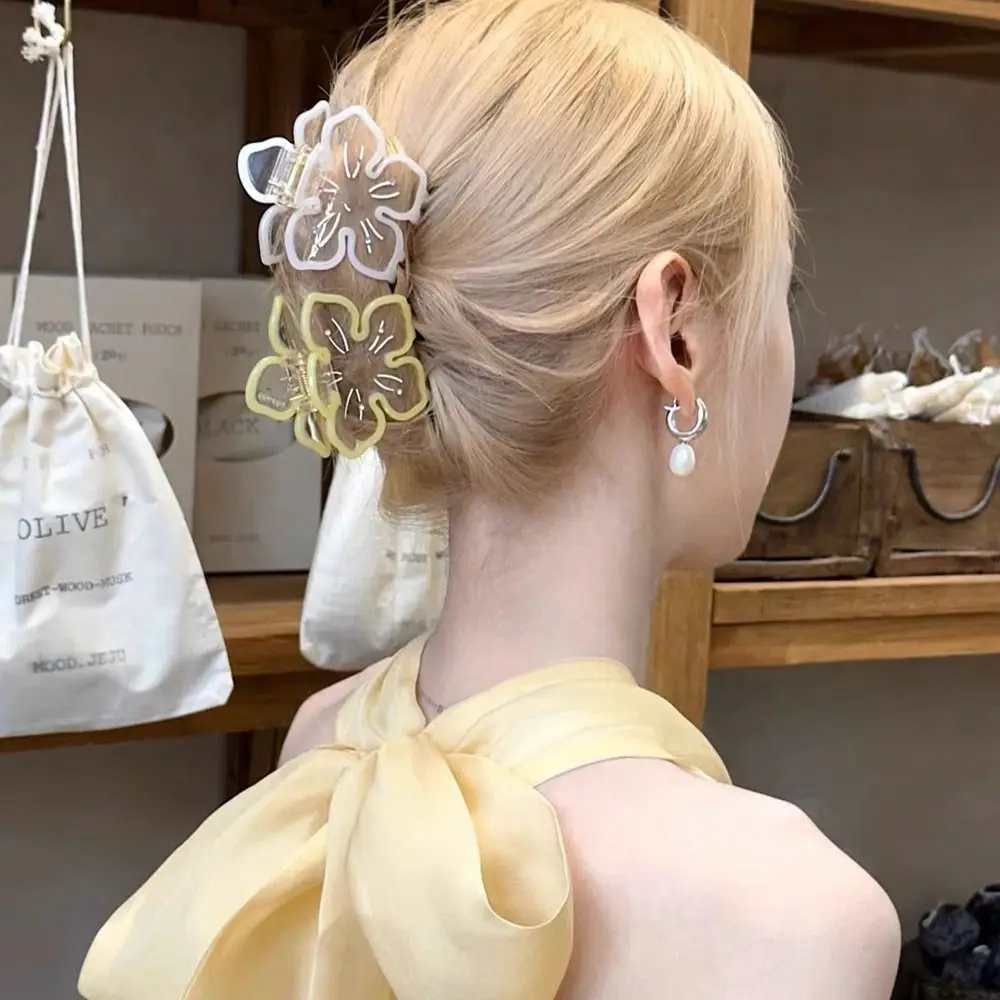

Rhinestone Flower Hair Claw Sakura Hairpin Acetic Acid Flower Shark Clip Korean Style Geometry Transparent Hair Clip Streetwear