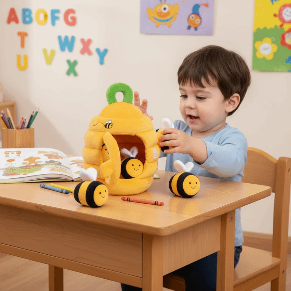 Cartoon Animals House Bee Fluffy Cute Simulated Farm Set Kawaii Soft Bees Build Their Hives Room Decoration