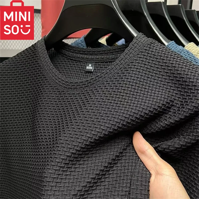 MINISO Bamboo Mesh Ice Silk T-shirt Men\'s Short sleeved Round Neck New T-sleeved Men\'s Bottom Shirt Summer Solid Color Men\'s Top