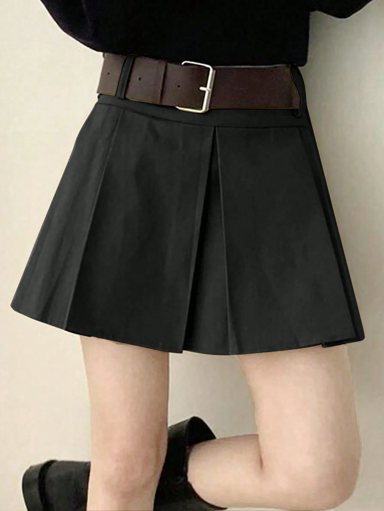 Korean Sexy Style Pleated Individual Women's 2025 Summer New Style Versatile Short Skirt for Small People to Reduce Age