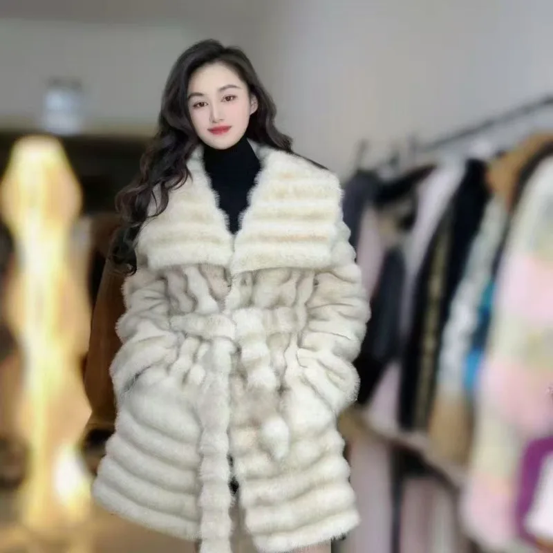 

Зимнее новое темпераментное пальто в полоску с большими лацканами, короткое женское пальто с защитой окружающей среды, изысканное простое повседневное пальто в стиле ретро