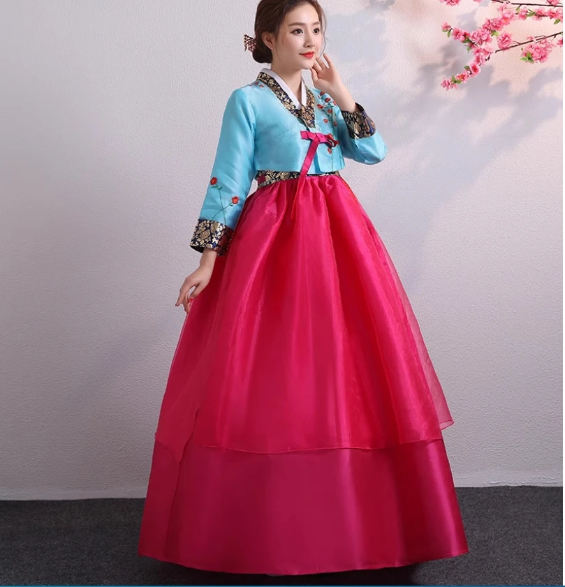 أزياء الرقص الكوري، أزياء الأداء الأقليات العرقية، فساتين الممارسة النسائية، الأزياء القديمة، والفساتين اليوم