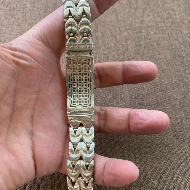 Weißkupferfarbenes zweifarbiges Dharma-Rad-Armband, Retro breiter Weizenkorn-Armreif, Unisex Ethno-Streetwear-Schmuck – Detail 3