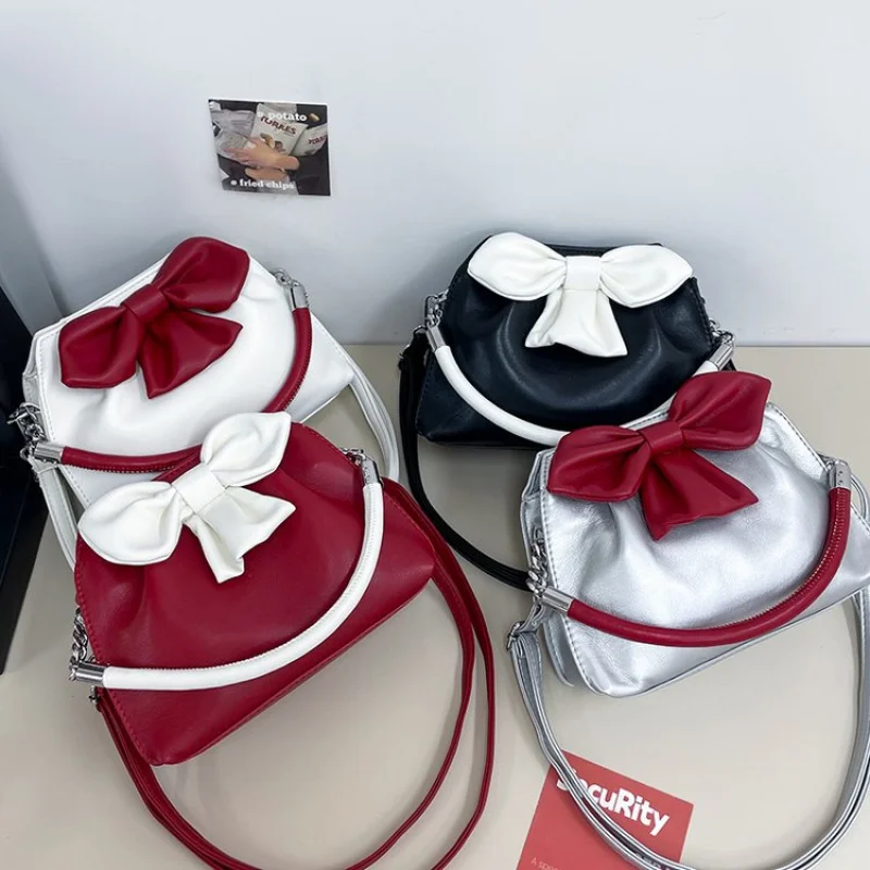 

Premium Grained Leather Tote Bag For Women With Structured Shape And Gold Tone Hardware Accents