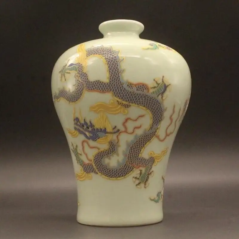 Chinese Famille Rose Porcelain Hand Painted Dragon Pattern Vase 6.30 inch decoration crafts