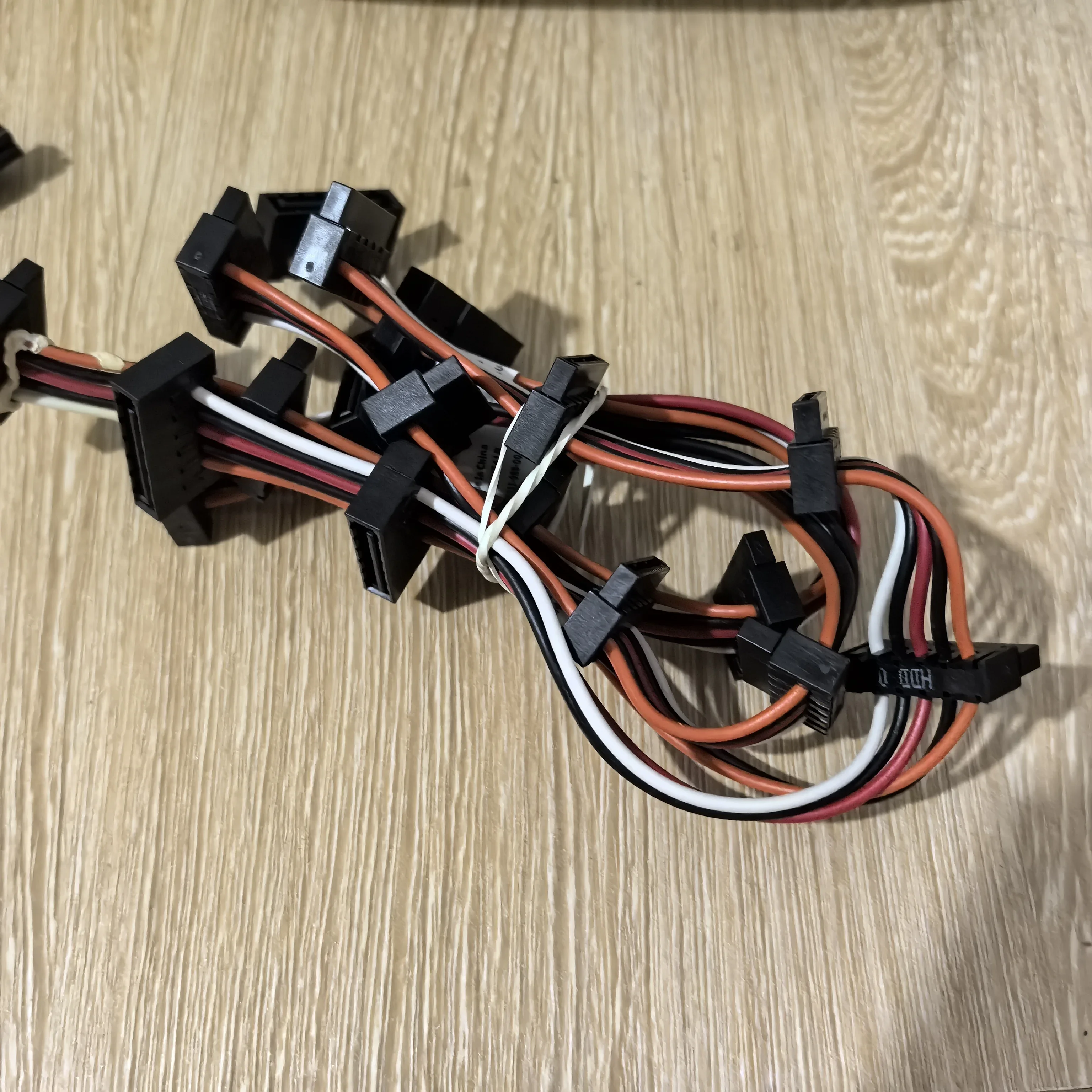 New For PowerEdge T110 Server SATA Power Cable, 2 to 4 U541R