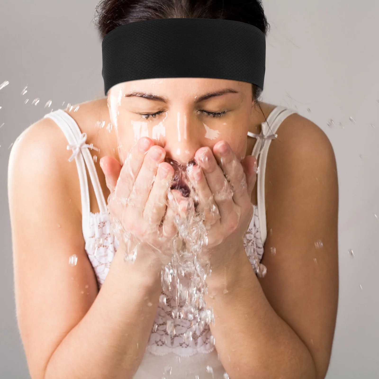 

Black Stretchy Milk Silk Headband Breathable Moisture Wicking Sports Tie Headband for Running Tennis Soccer Volleyball