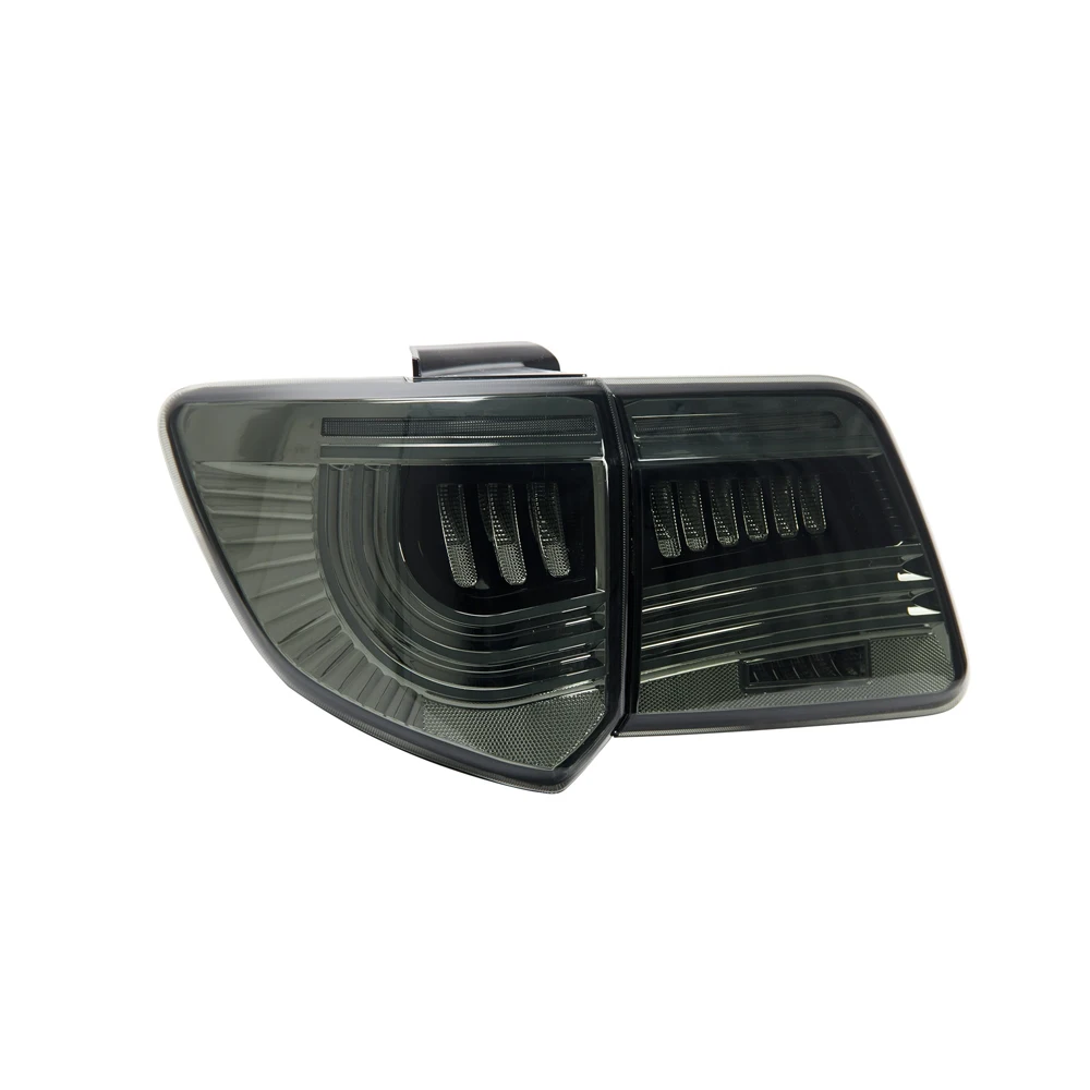 

Подходит для Toyota Fortuner 2012-2016: Обновленный комплект задних светодиодных фонарей с динамическим эффектом поворотника и аксессуарами для установки