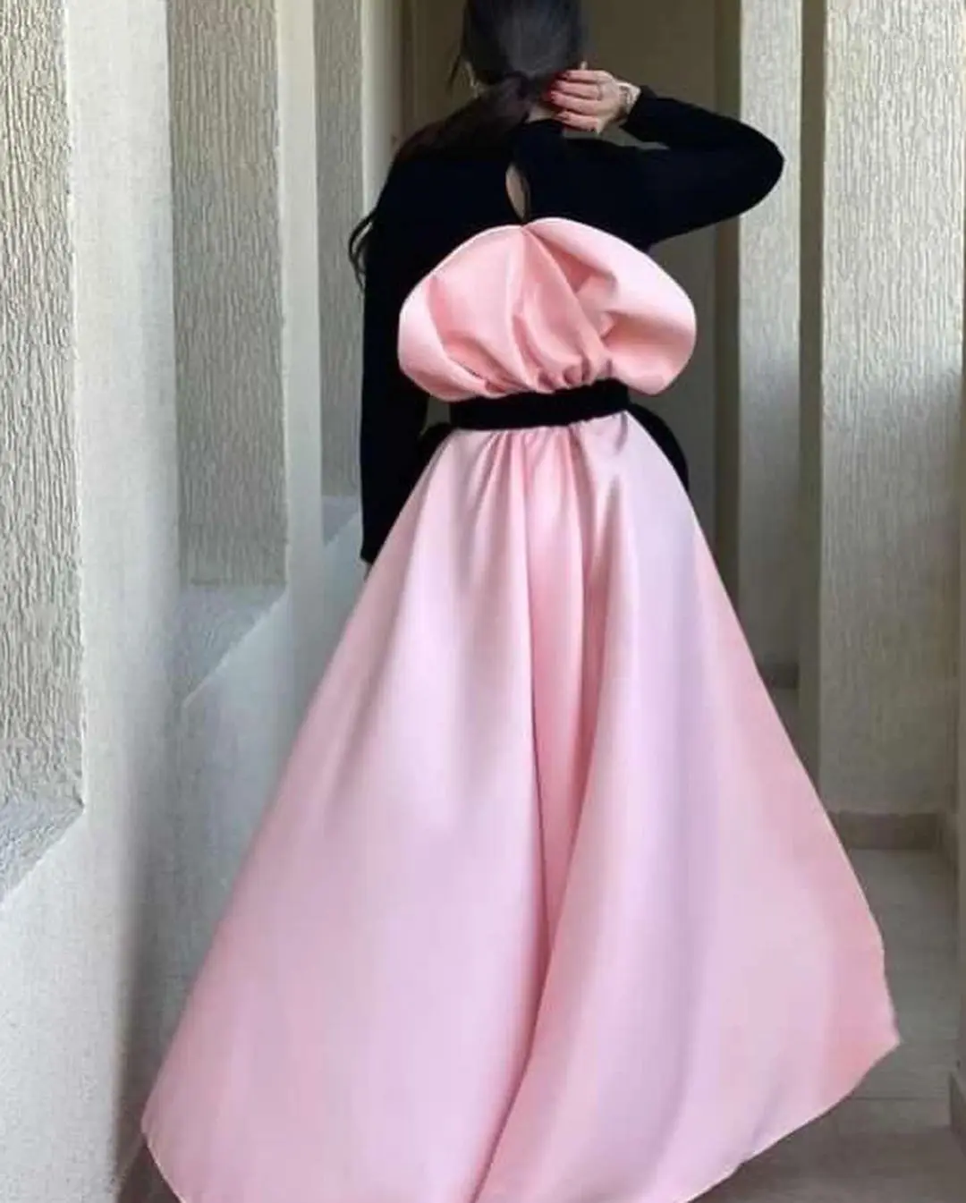 Fashionvane 2024 Customized Black Ankle Length Evening Dresses with Pink Train Long Sleeves Prom Dress High Collar Party Gowns