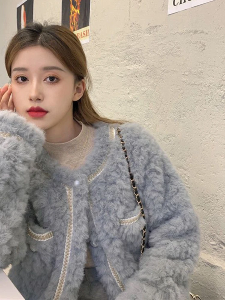 Korean Style Lamb Wool Jackets Women 2025 New All-Match Loose Furry Coat Ladies Fashion Streetwear Pockets Plush Coats