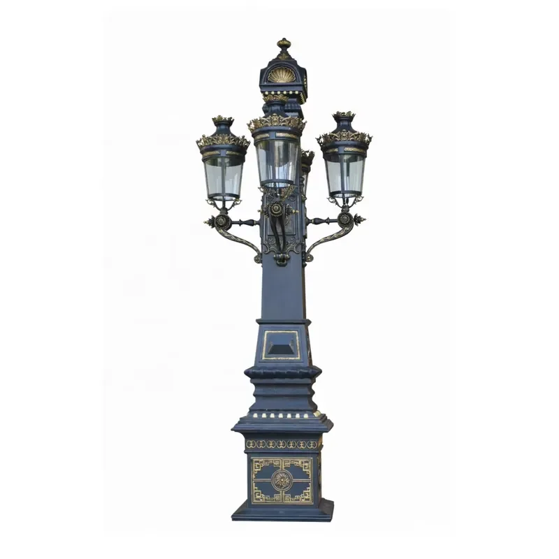 New High Quality Outdoor European Style Antique Casting Aluminum Waterproof Garden Landscape Street Lamp for Garden Villa