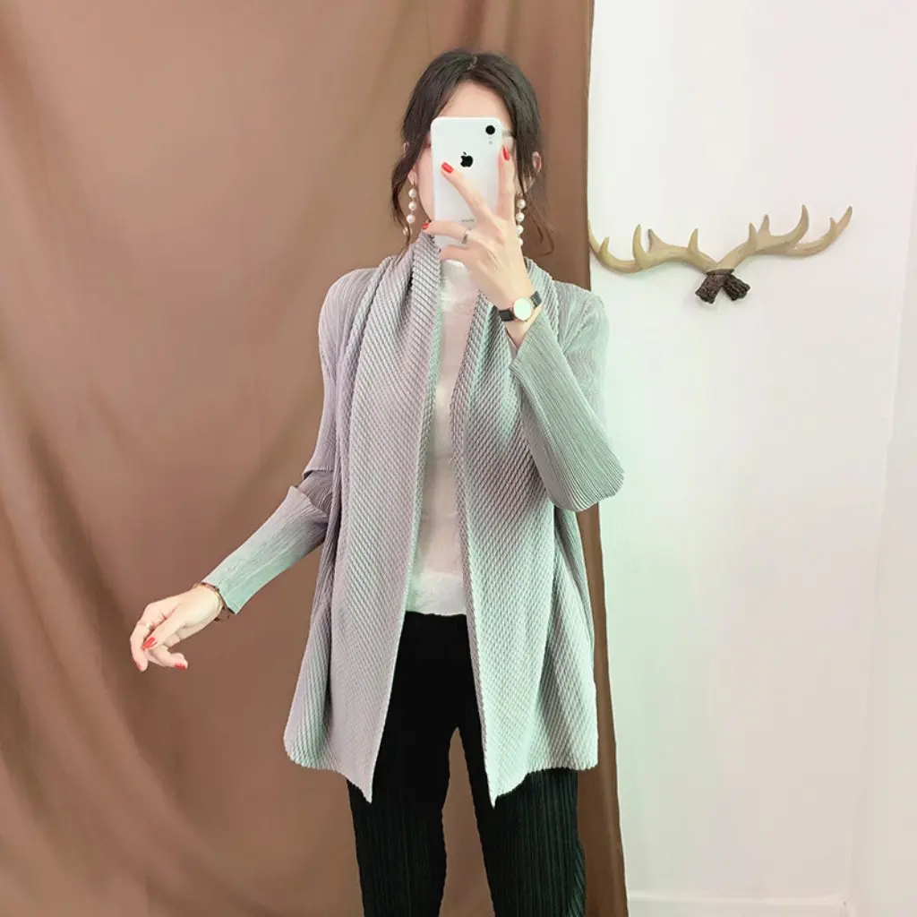 

Women's Slim-fit Pleated Cardigan Jacket Large Size Spring Thickened Scarf Collar Dress Outerwear Slimming