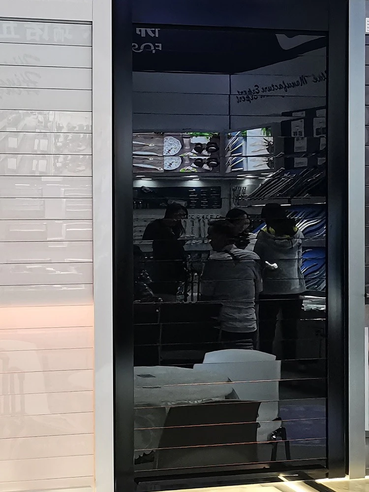 Manual transparent glass rolling shutter door kitchen shutter shutter shutter rolling gate with shaft stainless steel brushed