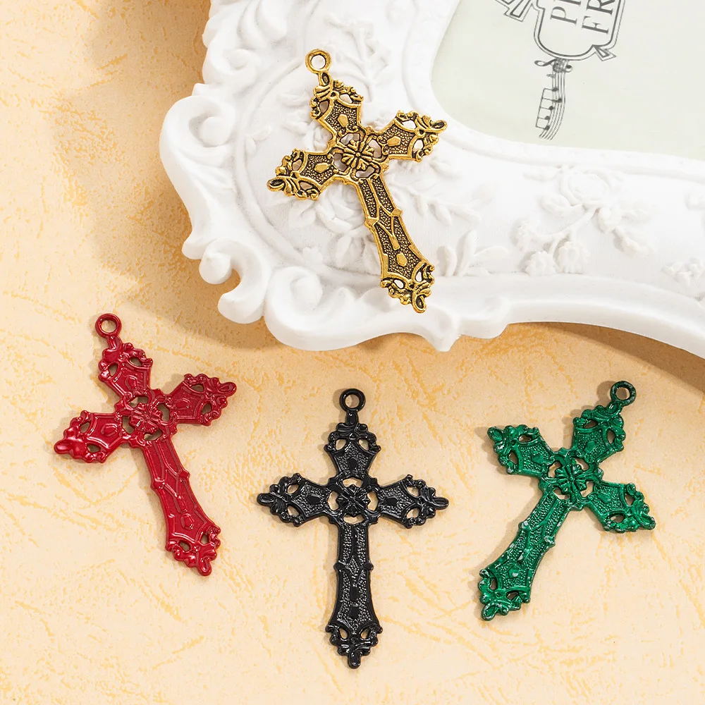 Ciondolo croce retrò europeo e americano, ciondolo accessorio collana fai da te personalizzato