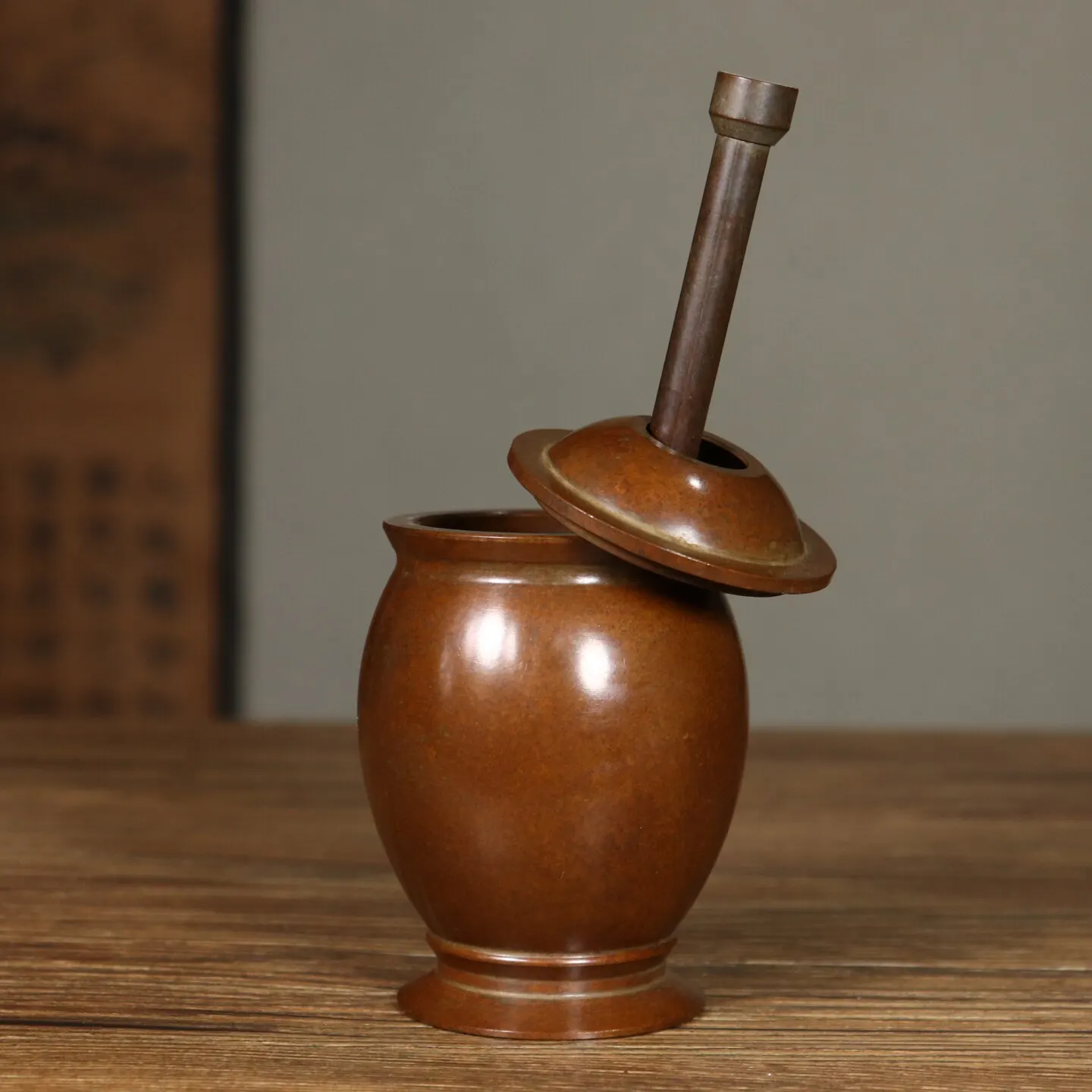 

Vintage Copper Medicine Grinder Pot Retro Chinese Style Handcrafted Antique Imitation Home Decor Ornament for Bogu Shelf Display