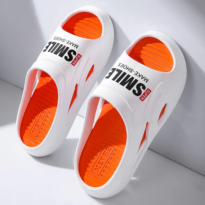 

The New Summer Men's Style Is Non Slip When Taking A Shower in The Bathroom, Suitable for Large-sized Indoor and Household Use