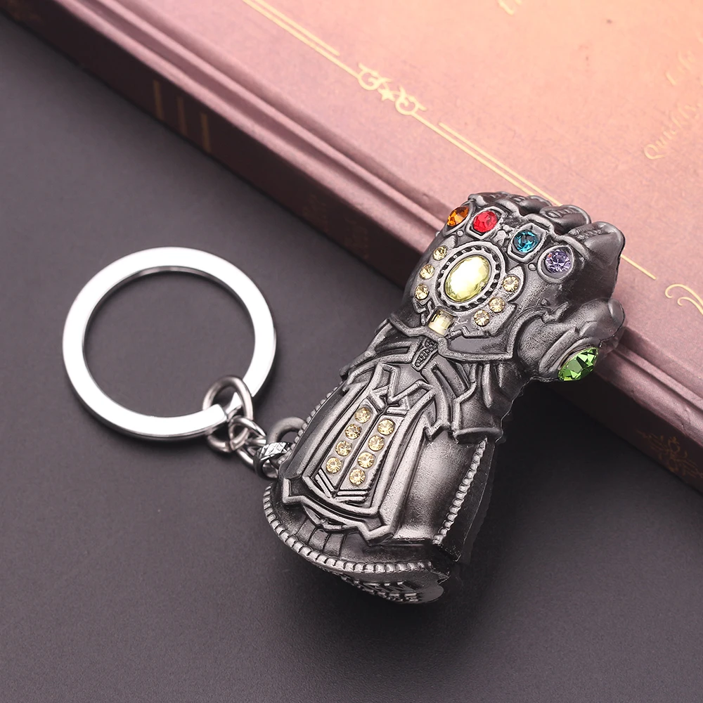 Marvel Superhero Thanos Infinity Gauntlet Keychain Metal Pendant Keyring Car Key Chain Backpack Accessories for Men Jewelry Gift