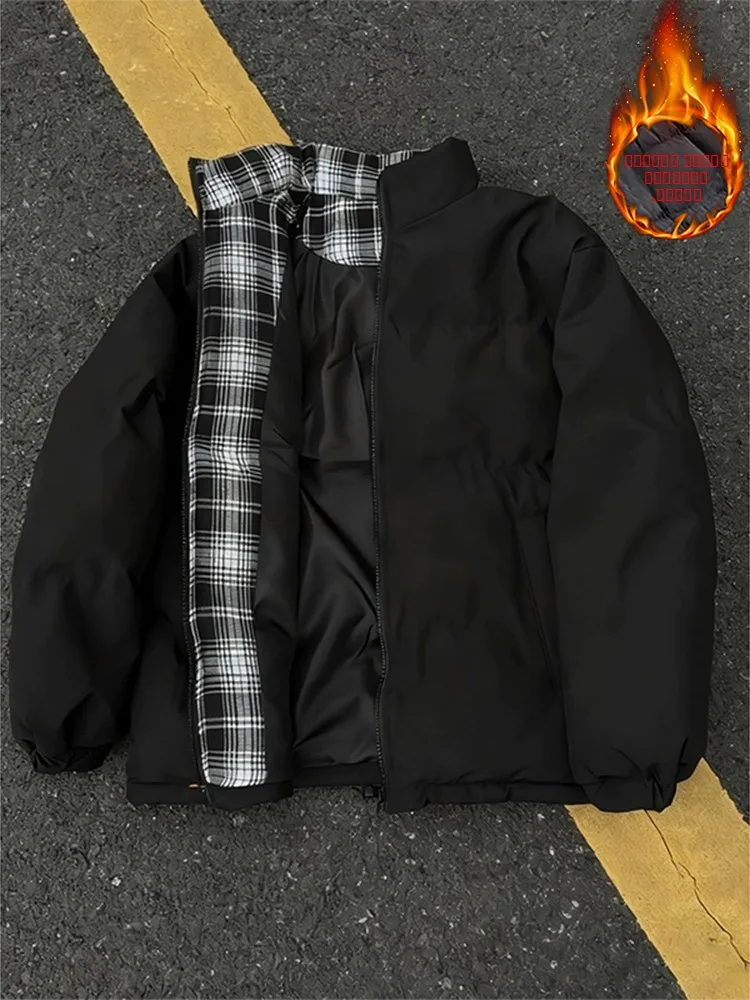 

Мужская зимняя куртка Fitche из утолщенного хлопка в клетку с пэчворком, с воротником-стойкой, теплая, премиум-класса, удлиненная, приталенного кроя.