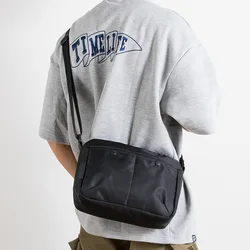 Borsa da uomo a tracolla da viaggio in Nylon giapponese Streetwear Style College Teens Sling borsa a tracolla da uomo borsa a tracolla per scuola causale