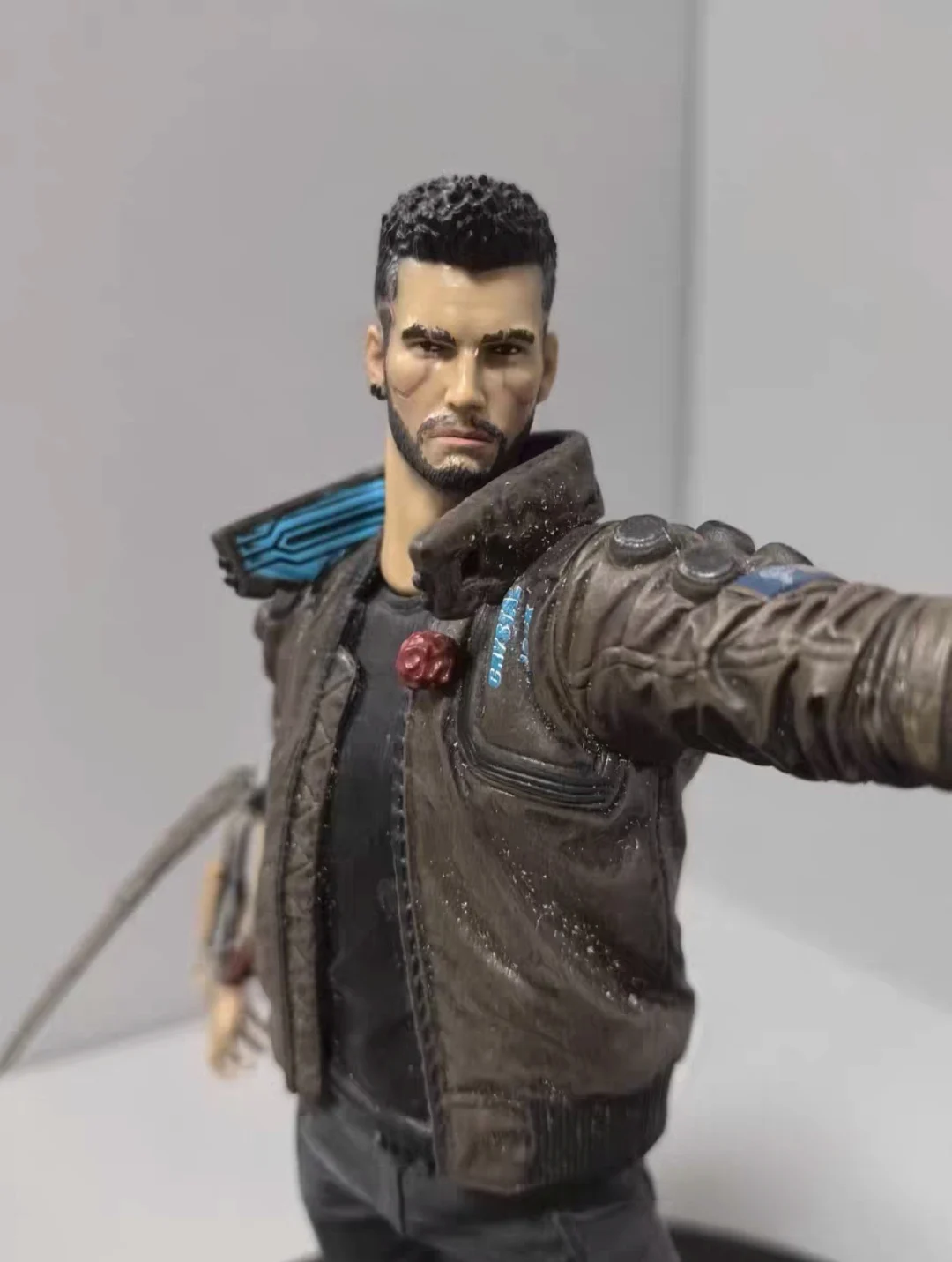 

‌Original ‌Brand New Cyberpunk x Dark Horse V Statue Model Figure Collectible Gift