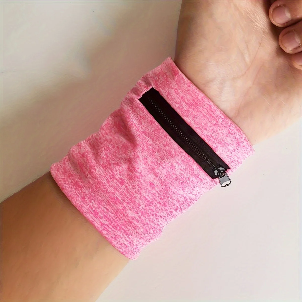 Leichte Laufarmtasche mit Reißverschluss für Handy, Schlüssel, Karten, Schweißband, Fitness, Sport, Radfahren, Armtasche – Detail 2