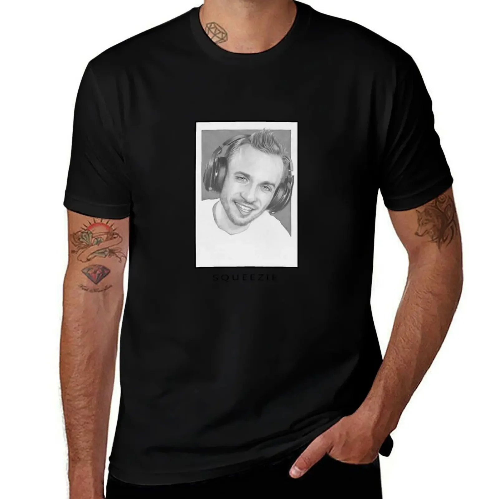 SQUEEZIE - PORTRAIT T-Shirt tees summer 2025 quick drying fitted t shirts for men