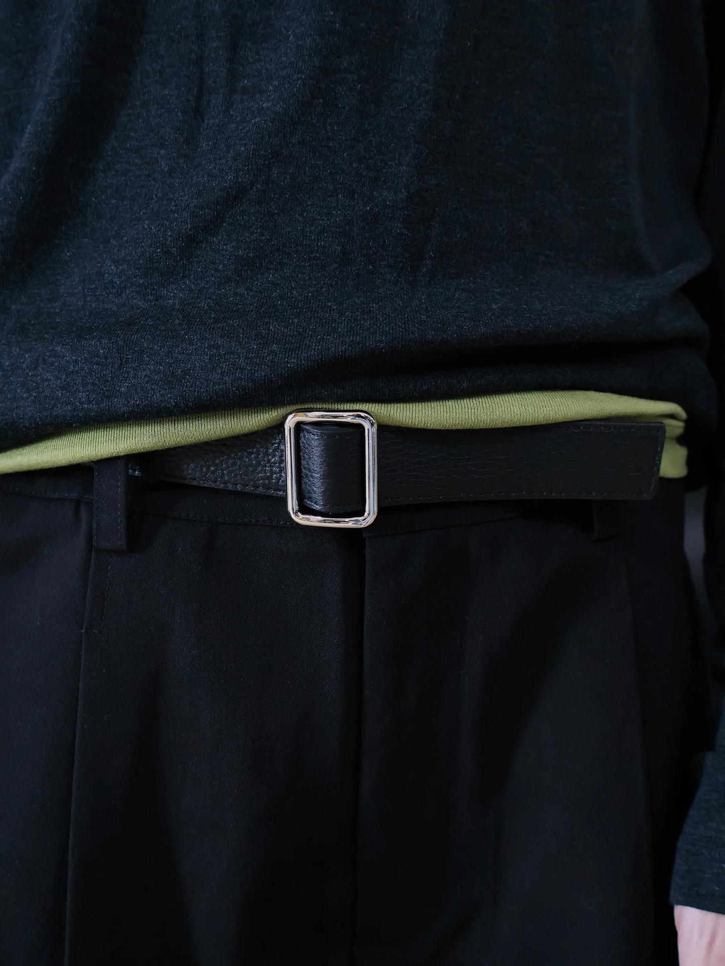 minimalist-double-sided-top-layer-cowhide-belt-with-square-buckle-fashionable-lychee-pattern-no-punching-required