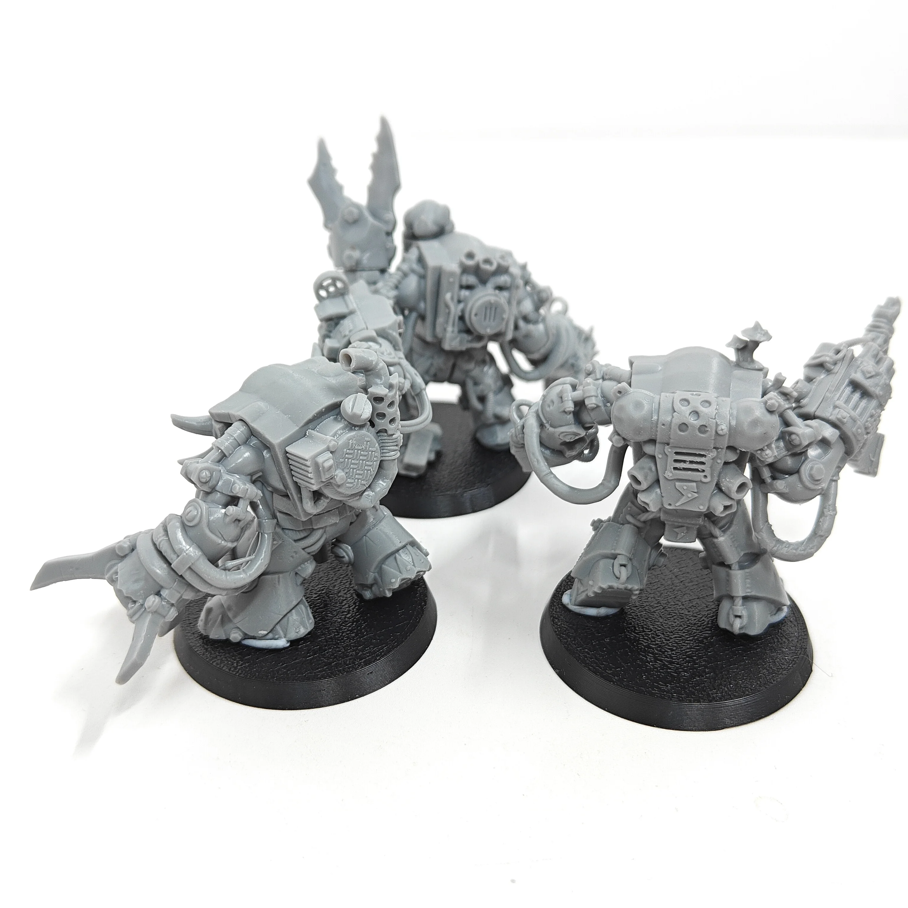 Garagenbausätze Wargame Orc Ork Harzbausätze Figur unbemalte Miniaturen (3 Figuren) zw612