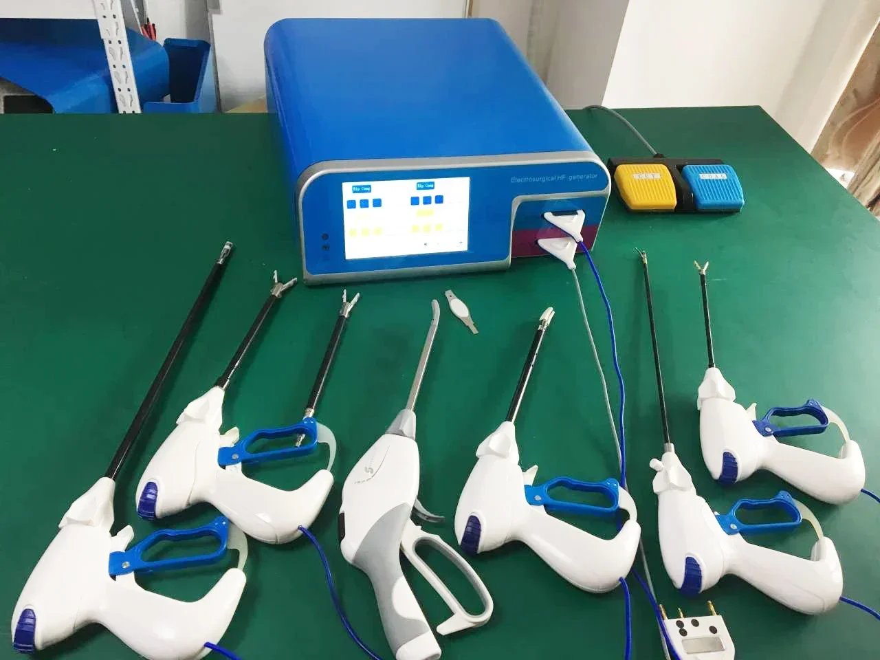 37cm,20cm 44cm Length Laparoscopic Sealer/divider Curve Tip