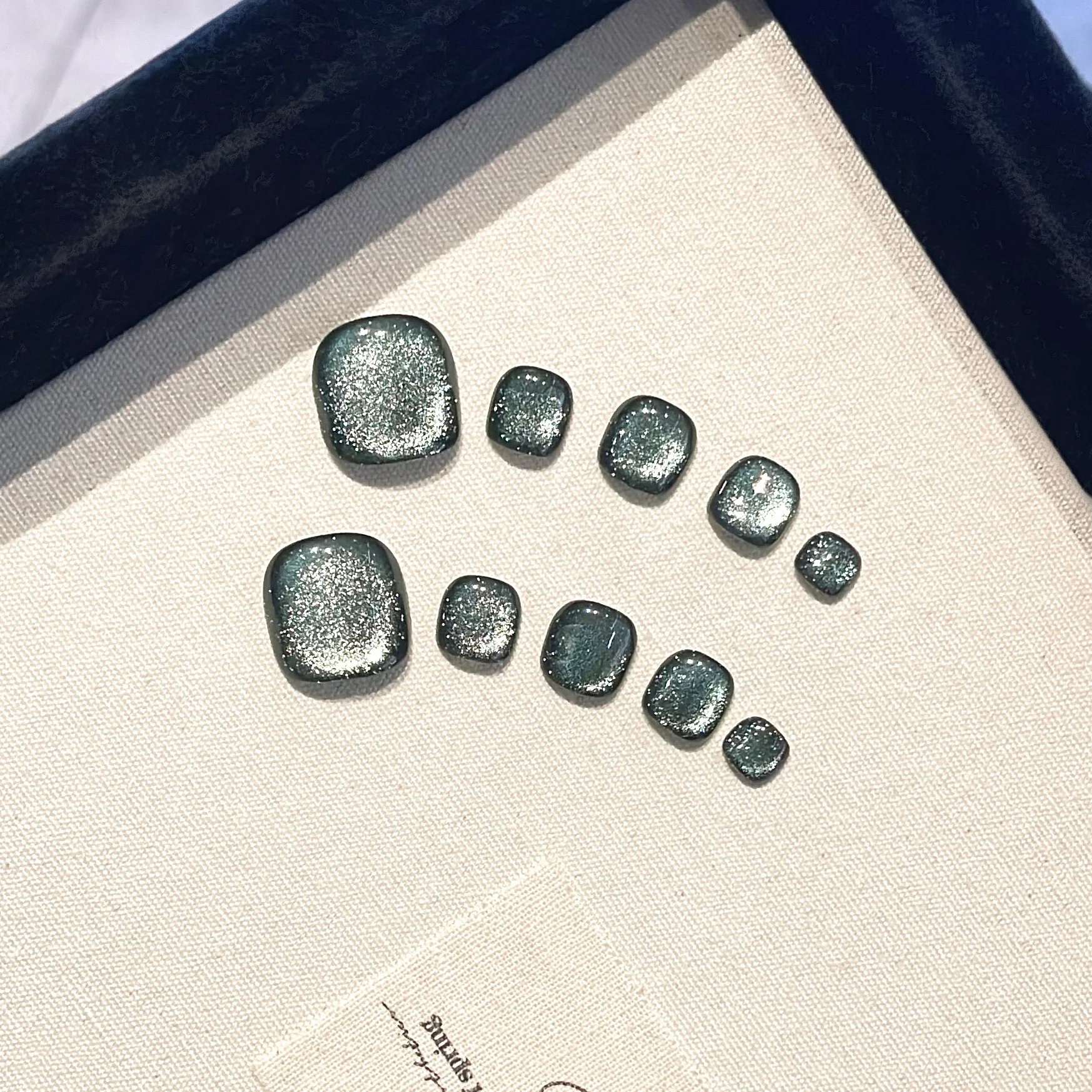 10PCS Handmade Press On Toe Nails, Dark Green Cat Eye Glitter False Toenails, Original Handcrafted Luxury Foot Nail Art