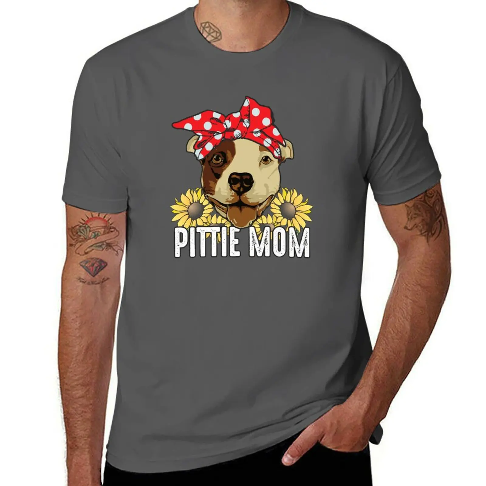 

Pittie Mom Sunflower Red Bandana PitBull Lover Gifts T-Shirt anime t shirts oversize printed t shirts for man T-Shirt