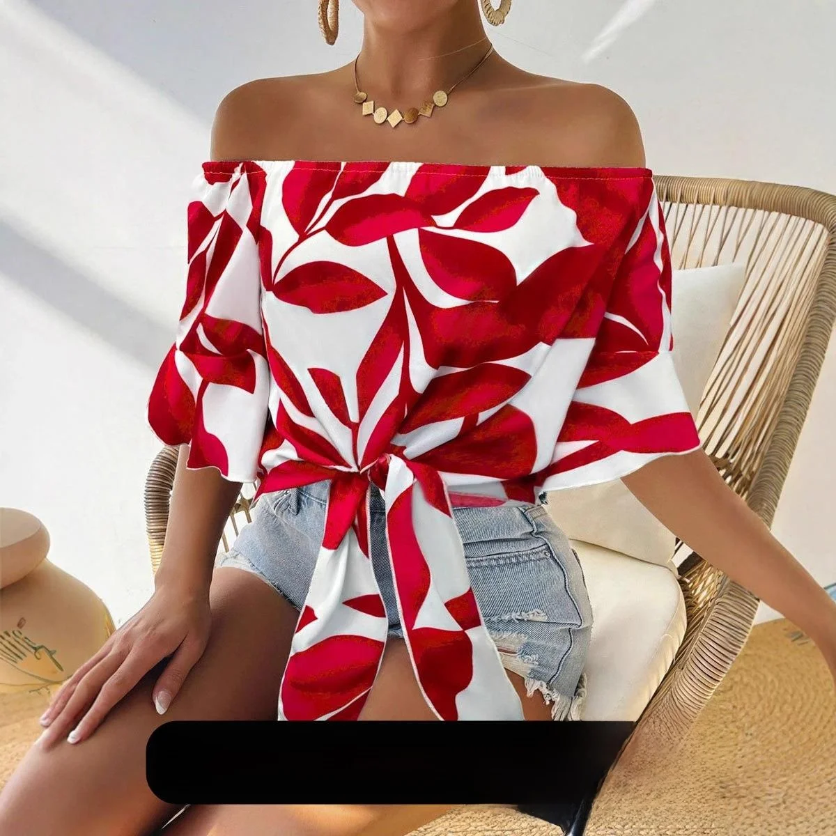 

Женская красная полиэстеровая рубашка с цветочным принтом, с открытыми плечами, в деловом стиле, с рукавом 3/4, не деформируется, с цветочным узором