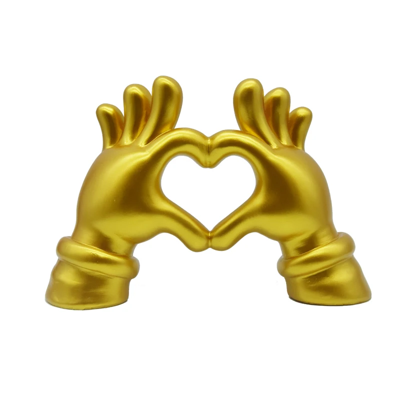 

Two-Tone Heart-Shaped Hand Figurine Creative Resin Decorative Home Desktop Ornament