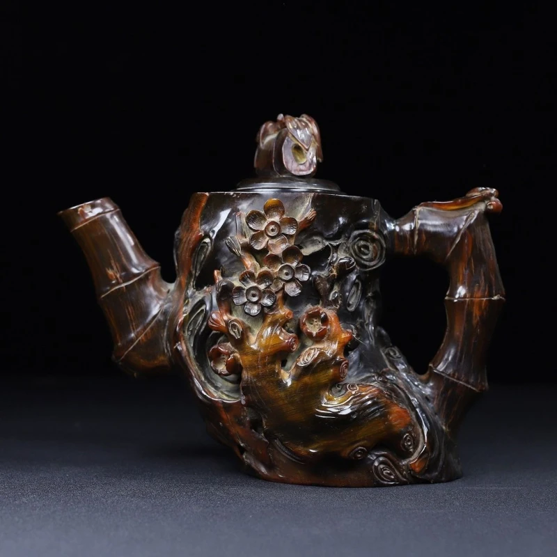 

Horn carving pine bamboo plum wine jug ornament, 22 cm long, 11 cm wide and 18 cm high