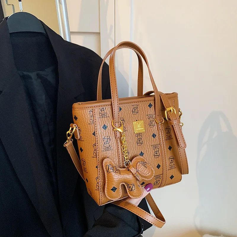 

2025 New Bucket Bag for Women, Versatile Crossbody Purse with Top Handle, Chic Tote Shoulder Bag, Spacious and Stylish