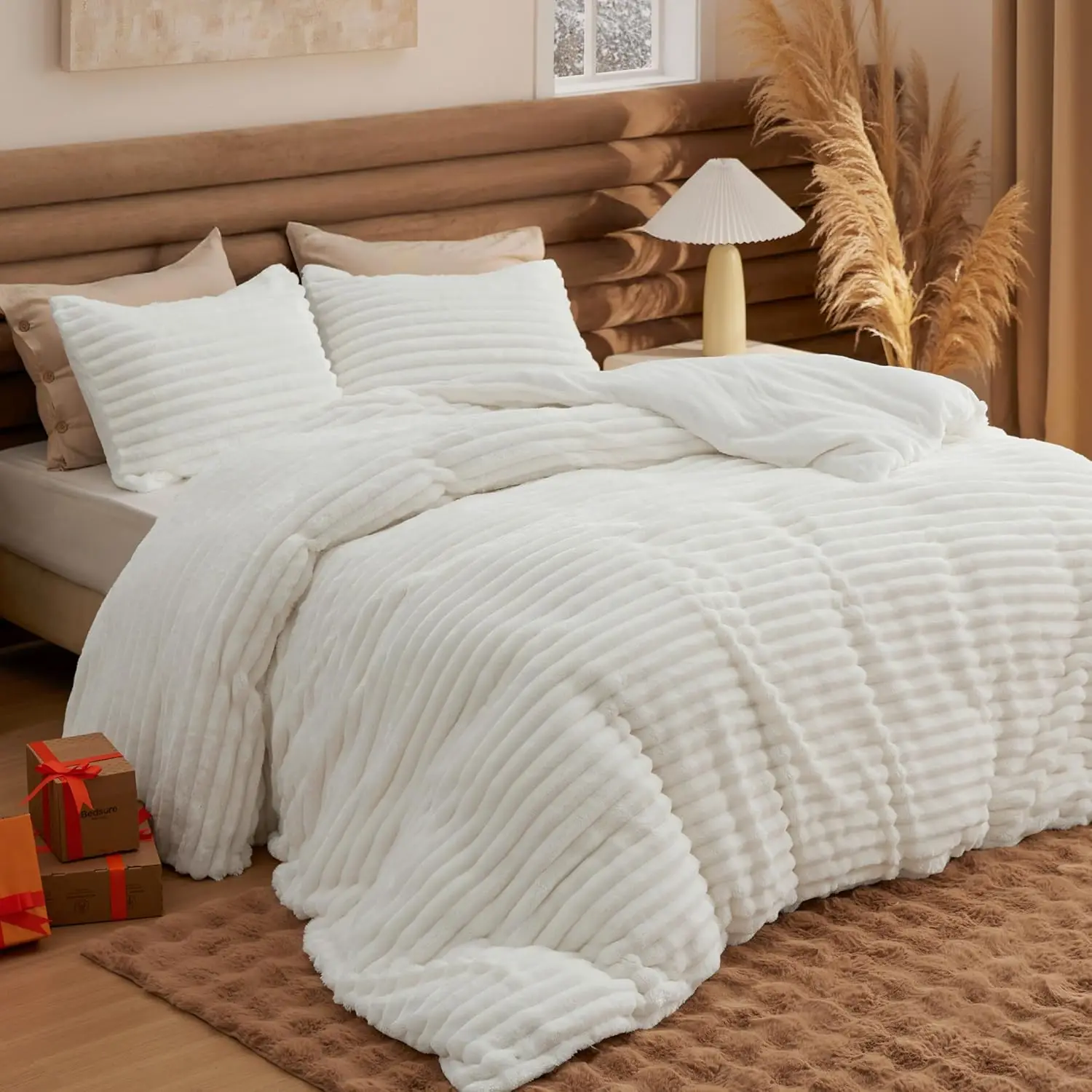 

Ultra Soft Fluffy Duvet Cover Set Queen Size, Warm Plush Fleece Bedding for Winter with Striped Pattern