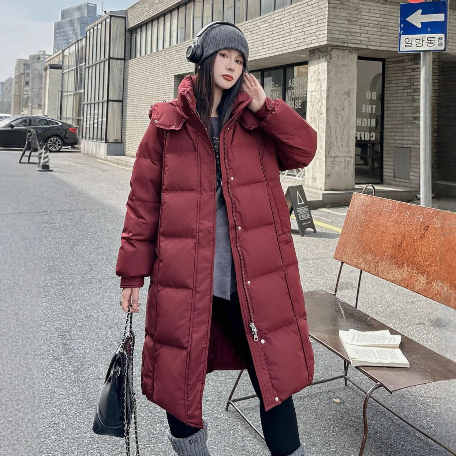 

2026 New Goose Down Jacket Women's Over Knee Long Parka Fashionable Western Style Thickened Warm Winter Coat