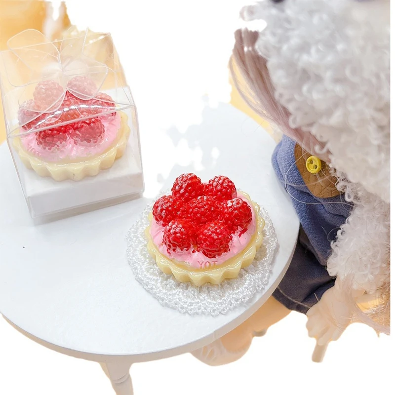 1 pz 1:12 casa delle bambole in miniatura torta di compleanno alla fragola con scatola di imballaggio trasparente modello da cucina Decor Toy Doll House accessori