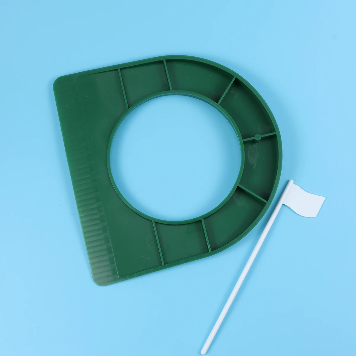 

Plastic Golf Practice Tool Portable Putting Cup Trainer Aid Flag Removable Improve Accuracy Skill Practice Anywhere Golf