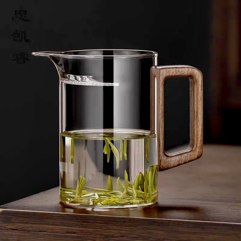500ml Wooden Handle Heat-resistant Glass Fair Cup with Crescent Filter Green Tea Cup Chahai Kung Fu Tea Set Tea Divider Teacup