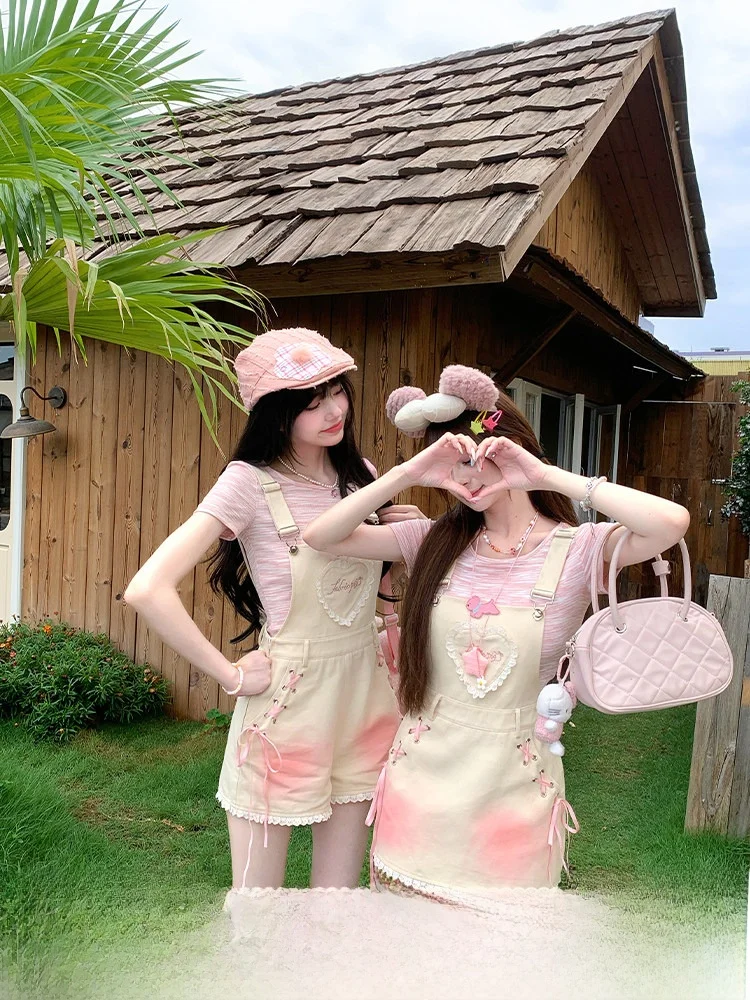 

Soft Candy Inspired Women's Fashion Set High Waist Overalls Matching Top Summer Youthful Two-Piece Ensemble