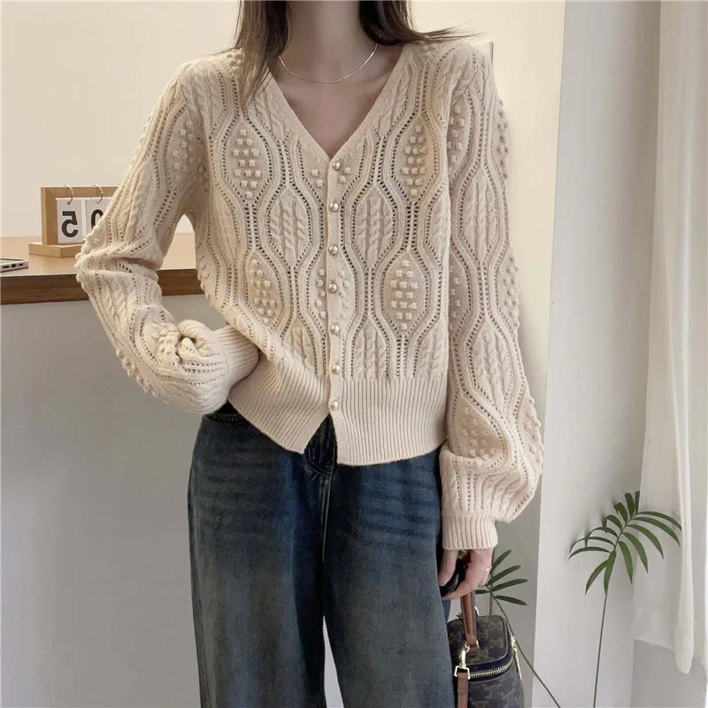 

Heavy Industry Bean Particle Hollow Weaving Hook and Flower Knitted Sweater Women's Wool Lantern Sleeve Gold Buckle Cardigan