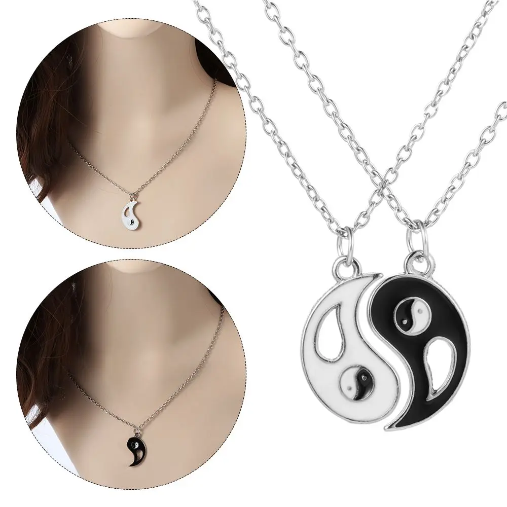 1 Pair Retro Fashion Chain Unisex Enamel Black And White Pendant Couple Necklaces Tai Chi Yin Yang