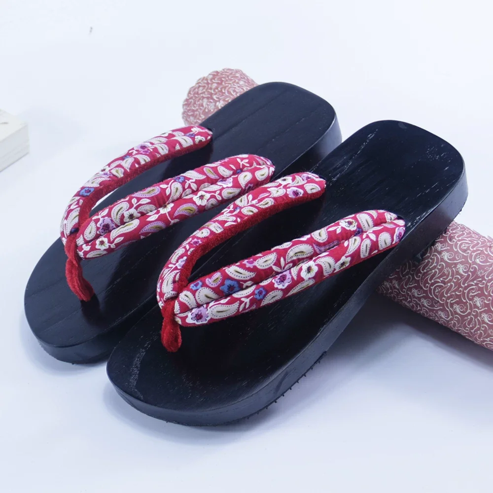Vintage Wooden Geta Sandals - Traditional Japanese-Style Summer Clogs, Handmade Unpainted Wood Slippers