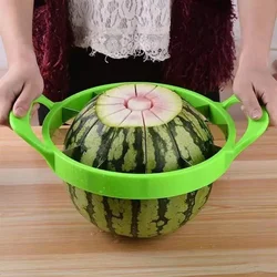 Stainless Steel Watermelon Slicer Multifunctional Handheld Circular Slitter Creative and Labor-saving apple Slicing Tool Cutter