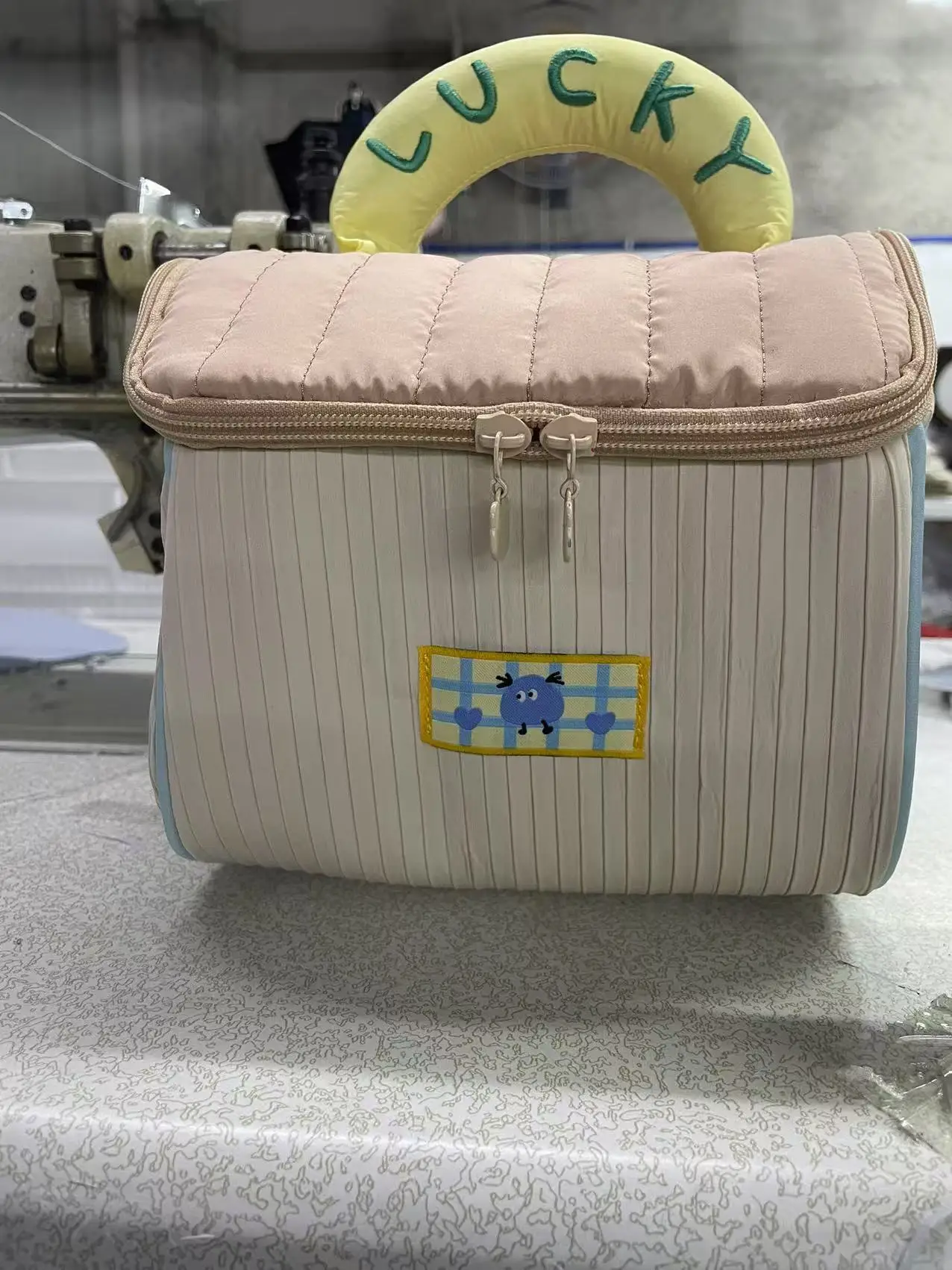 Cute Cartoon Pattern Cosmetic Bag Niche Design Portable Travel Makeup Pouch Organizer Bag for Toiletry Storage Daily Outdoor Use