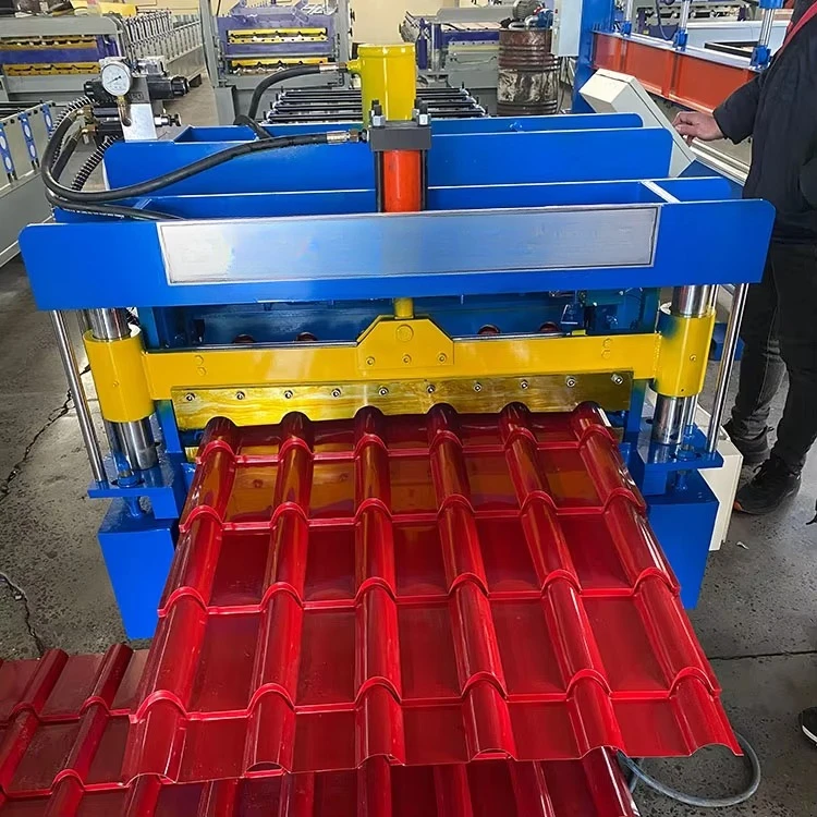 Macchina per la formatura di piastrelle per lamiera di tetto IBR con laminazione di lamiere ondulate a doppio strato singola in metallo automatico ad alta velocità