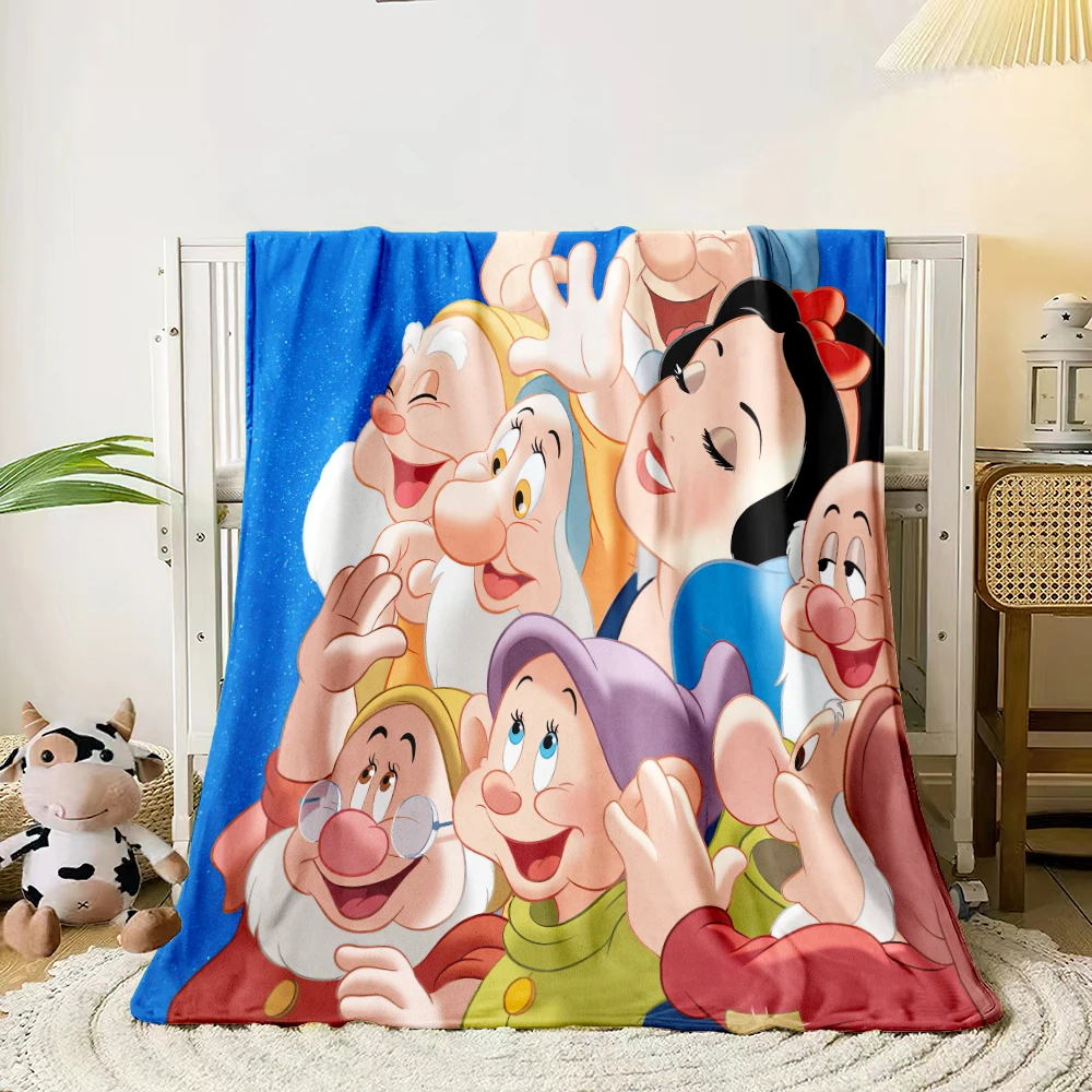 Snow White Cartoon printed flannel thin blanket. Four seasons blanket. for sofa, beds, living room, travel picnic blanket gifts